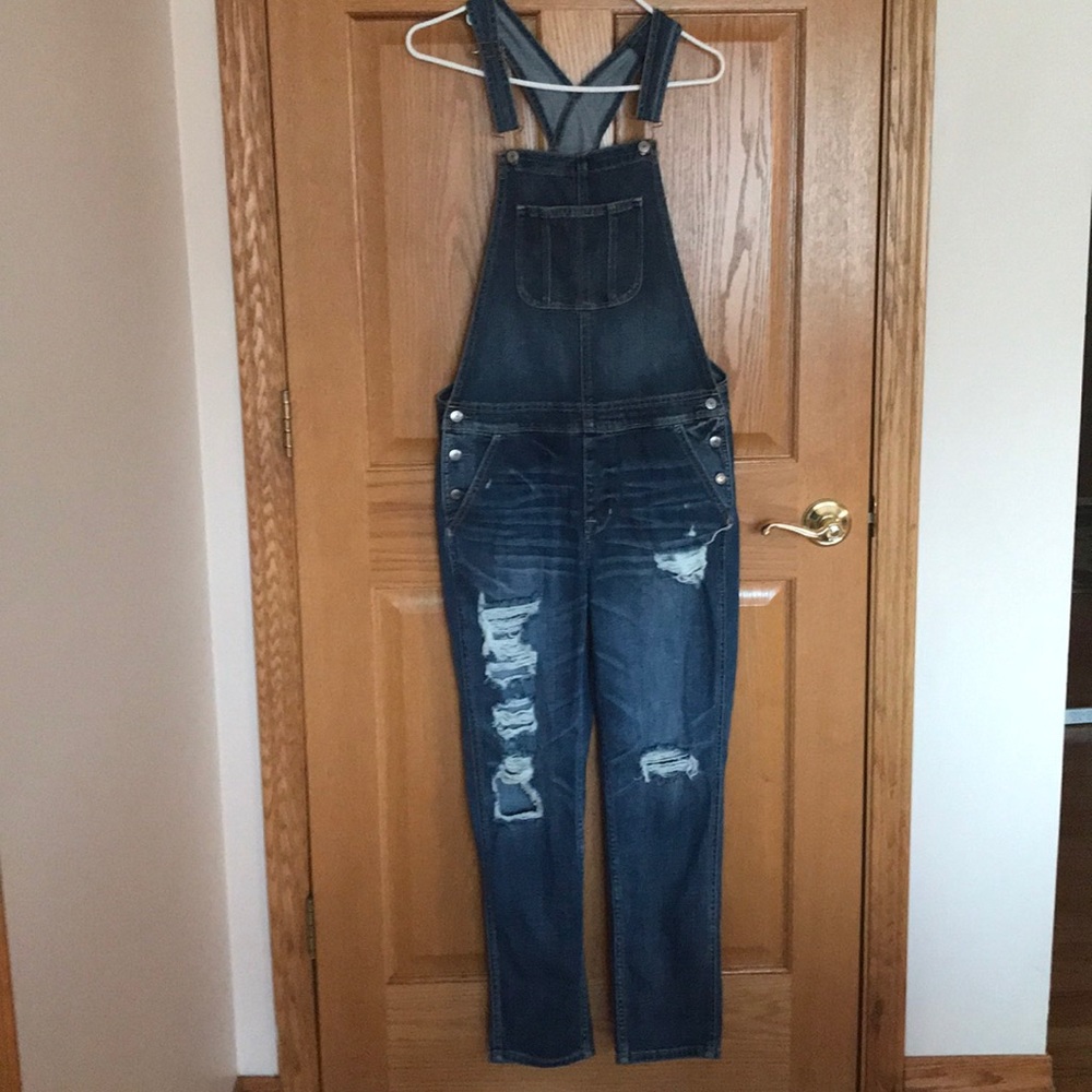 American Eagle size medium distressed overalls